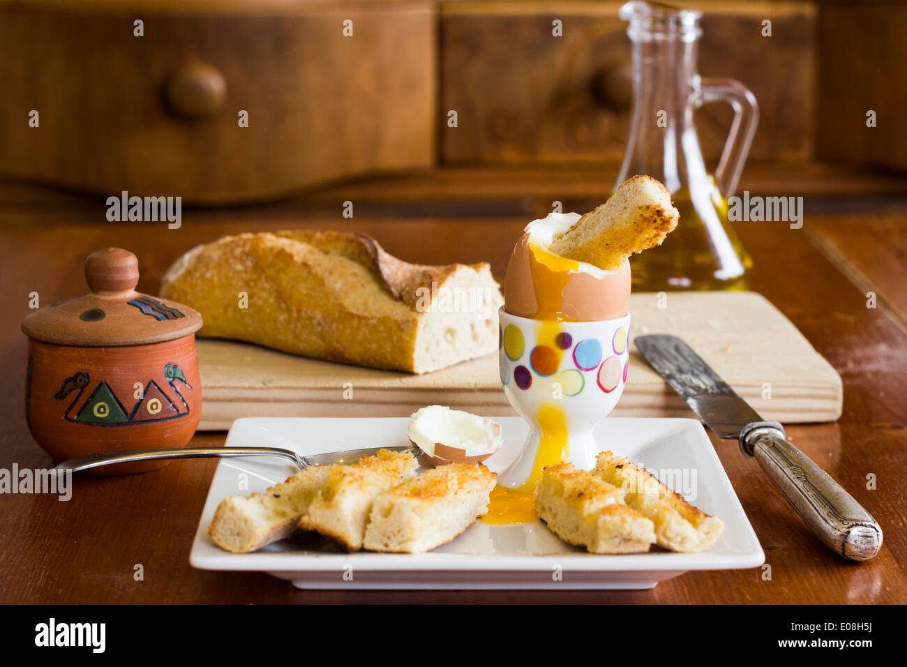 Eiern und Soldaten zum Frühstück Stockfoto