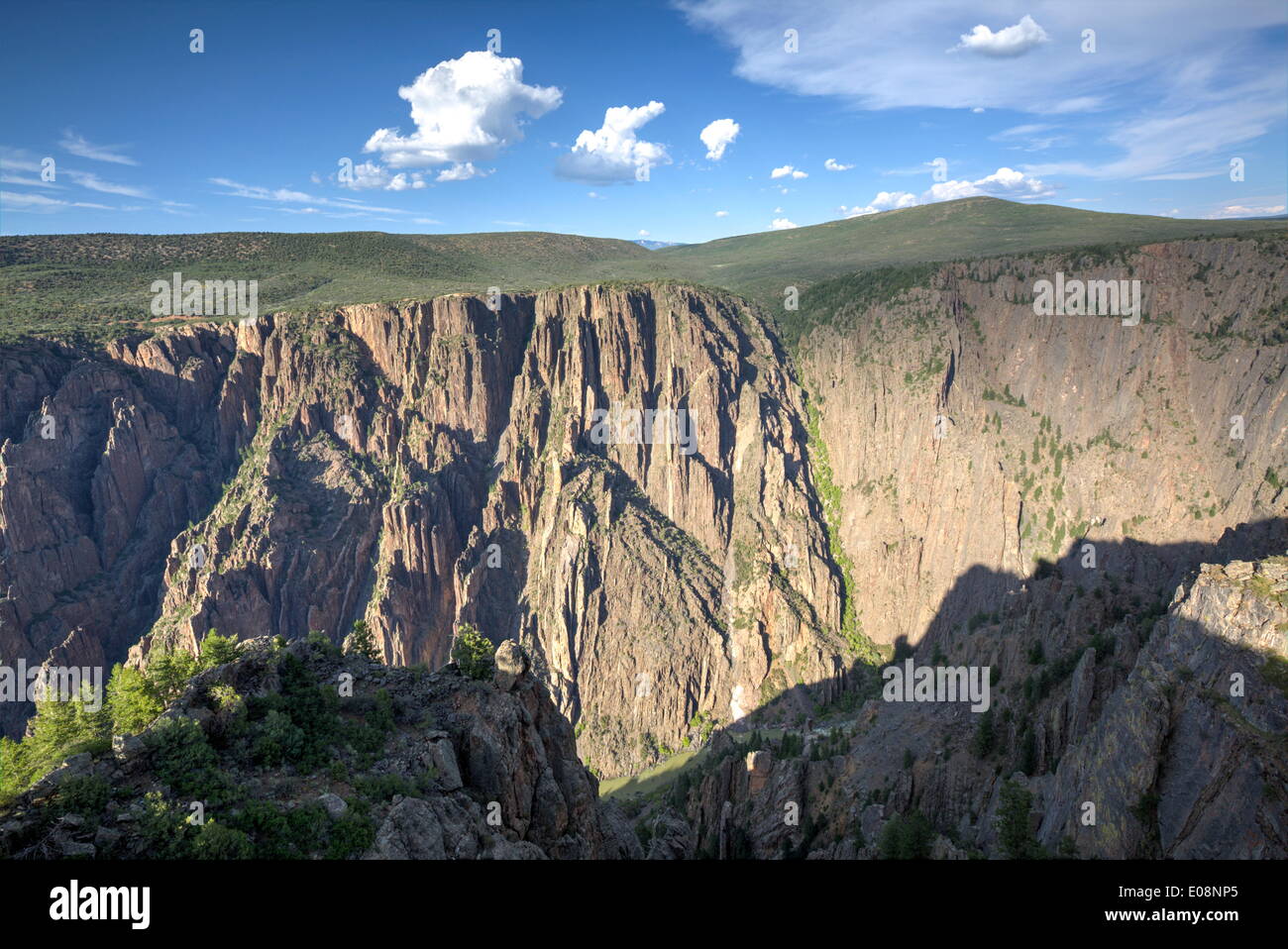 Black Canyon des Gunnison National Park, Gunnison River tief in den Canyon, Colorado, Vereinigte Staaten von Amerika, Nordamerika Stockfoto