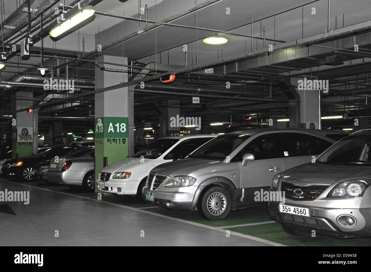 Tiefgarage Incheon International Airport South Korea Stockfoto