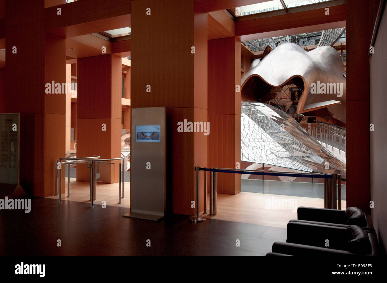 Deutschland, Berlin, Pariser Platz, DZ Bank Gebäude von Frank O Gehry Architekten Stockfoto