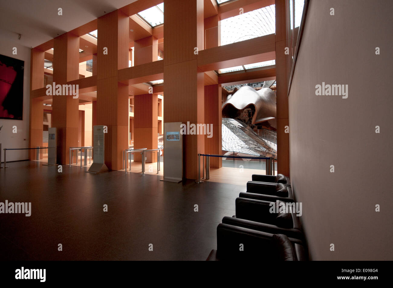 Deutschland, Berlin, Pariser Platz, DZ Bank Gebäude von Frank O Gehry Architekten Stockfoto