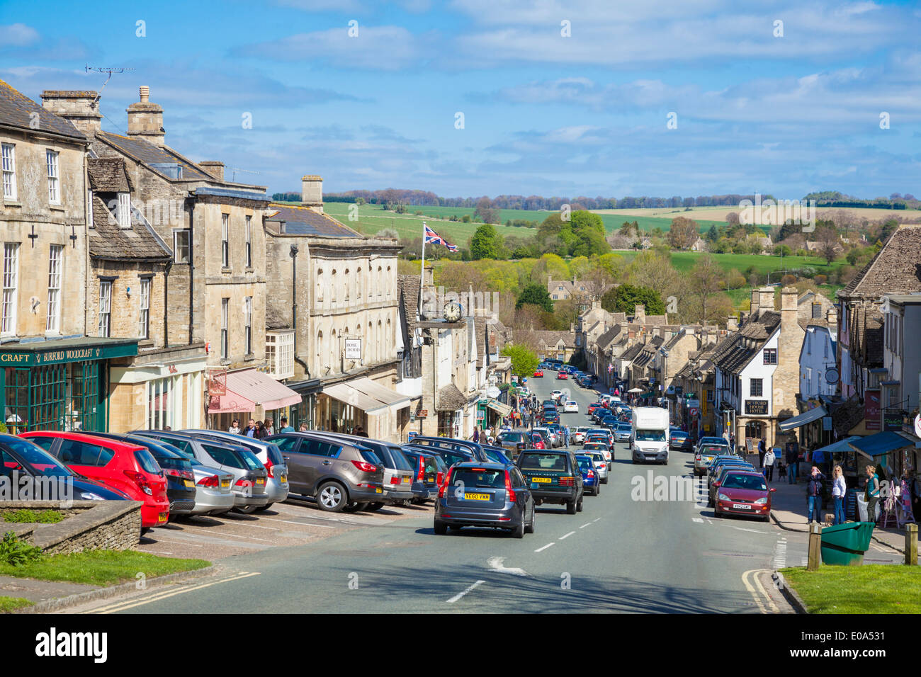 Das Dorf Cotswolds Burford Cotswolds Burford High Street Burford Cotswolds Oxfordshire England UK GB Europa Stockfoto