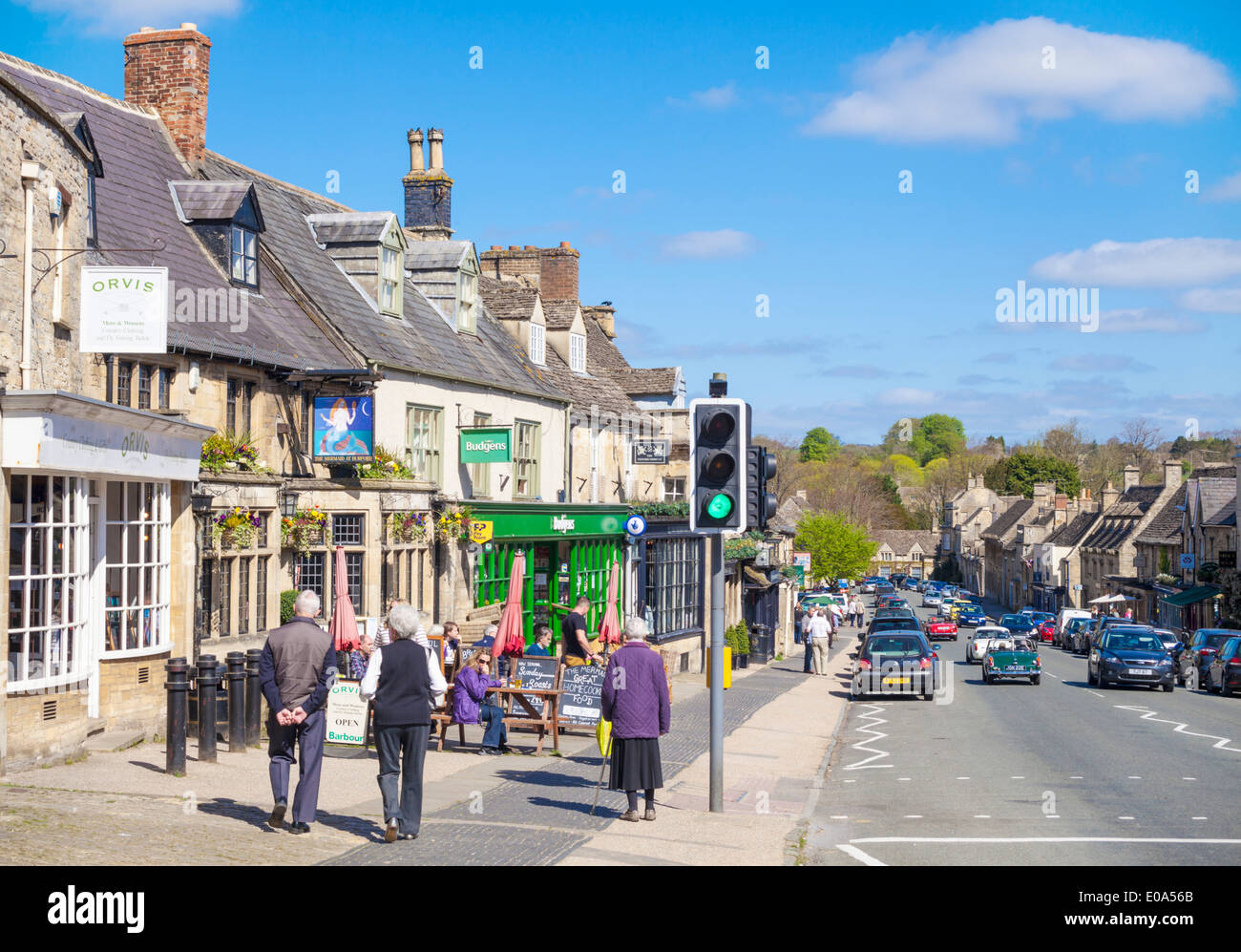 Das Dorf Cotswolds Burford Cotswolds Burford High Street Burford Cotswolds Oxfordshire England UK GB Europa Stockfoto