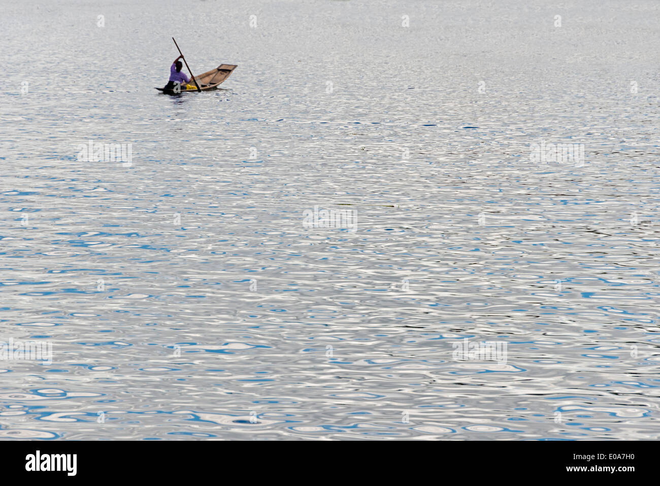Ruderboot am Inle-See, Shan State in Myanmar Stockfoto