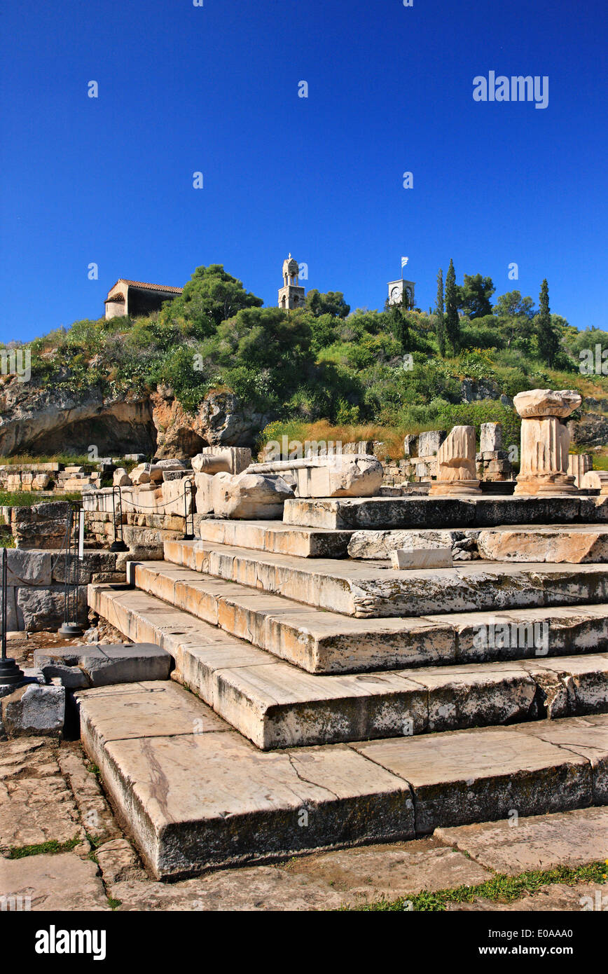 Die großen Propyläen auf der archäologischen Stätte von Eleusis ('Elefsis' oder "Elefsina"), Attika, Griechenland Stockfoto