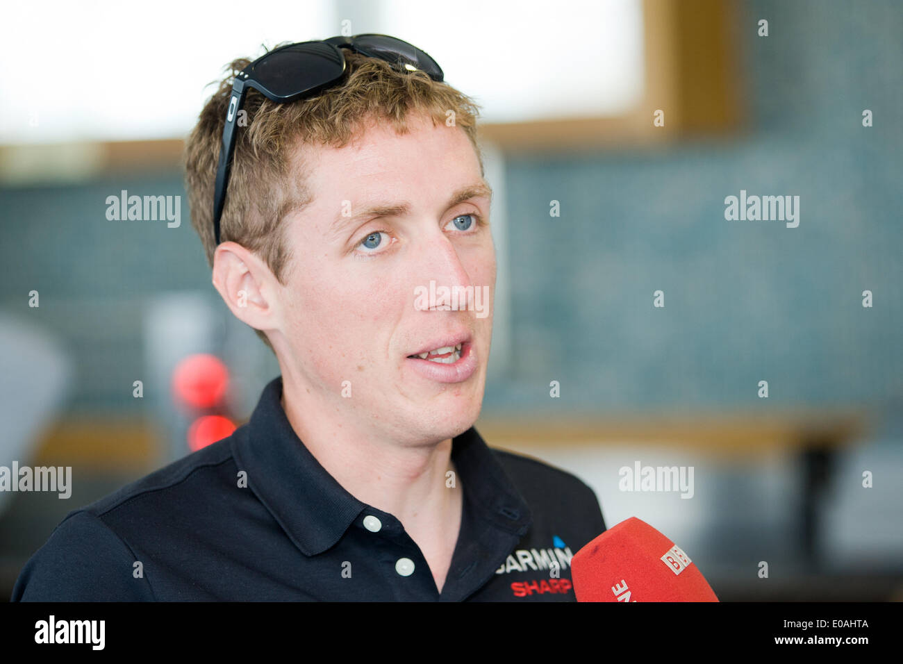 Waterfront Hall, Belfast, UK. 7. Mai 2014. Dan Martin ein Sprinter und Bühne Jäger in der diesjährigen Giro d ' Italia ein Medium geben interview Credit: Bonzo/Alamy Live News Stockfoto