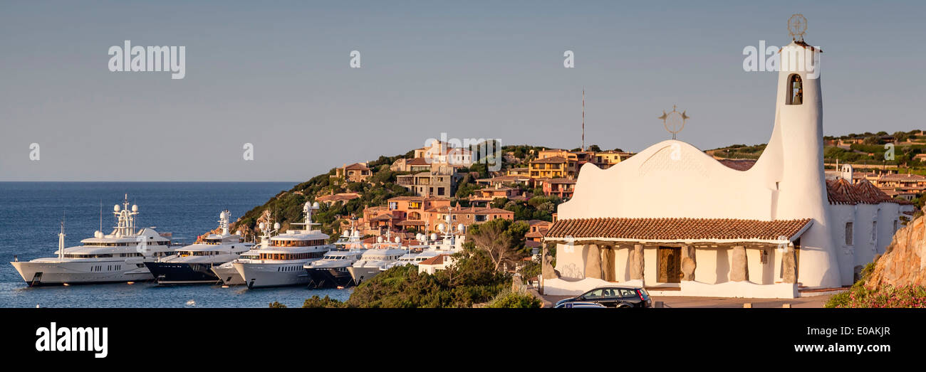 Italien Sardinien Costa Smeralda Porto Cervo Stella Maris Kirche Stockfoto