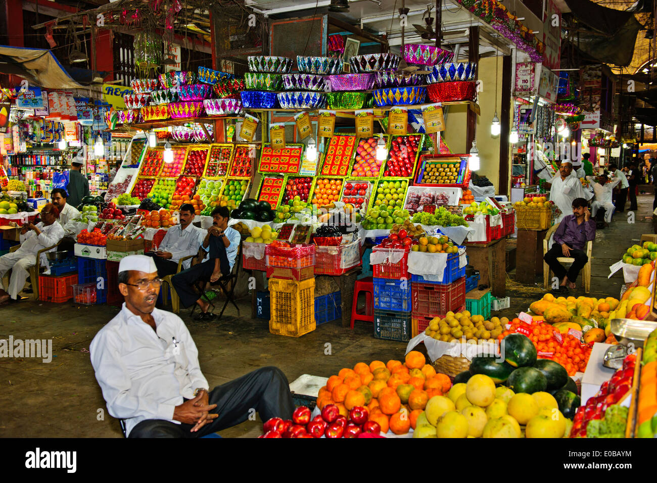 Crawford Gemüsemarkt, gebaut von einem britischen Architekten Sir William Emerson 1865 Mumbai, Bombay, Indien Stockfoto