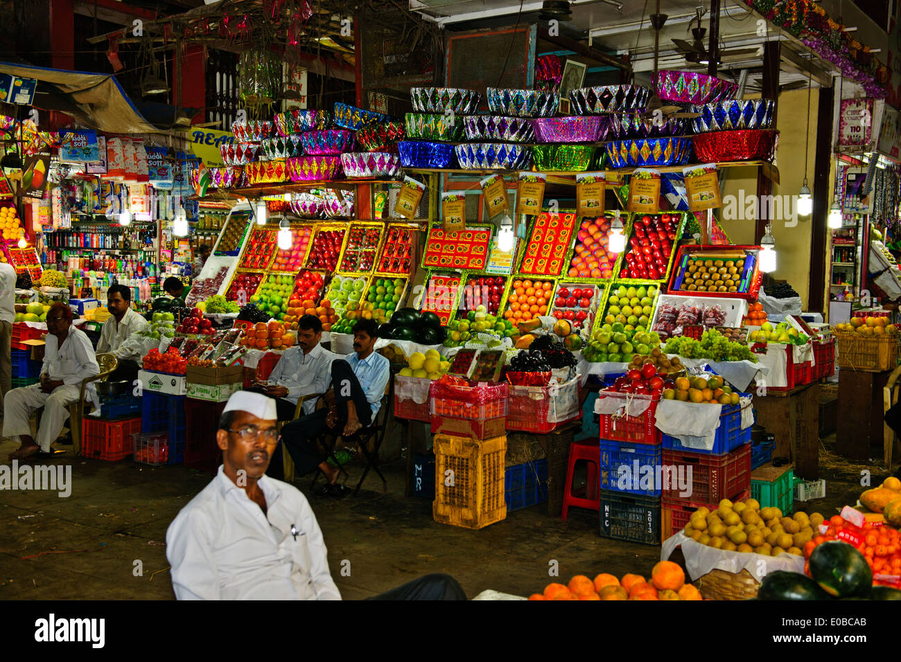 Crawford Gemüsemarkt, gebaut von einem britischen Architekten Sir William Emerson 1865 Mumbai, Bombay, Indien Stockfoto