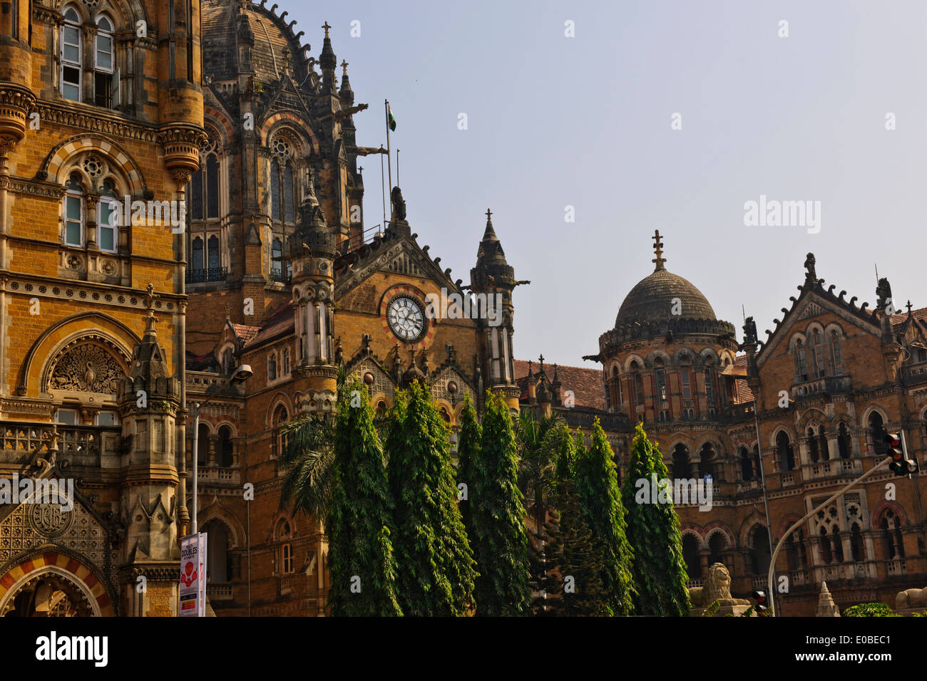 Chhatrapati Shivaji Terminus, ehemals Victoria Terminus ist ein UNESCO-Weltkulturerbe, ein historischer Bahnhof in Mumbai Stockfoto