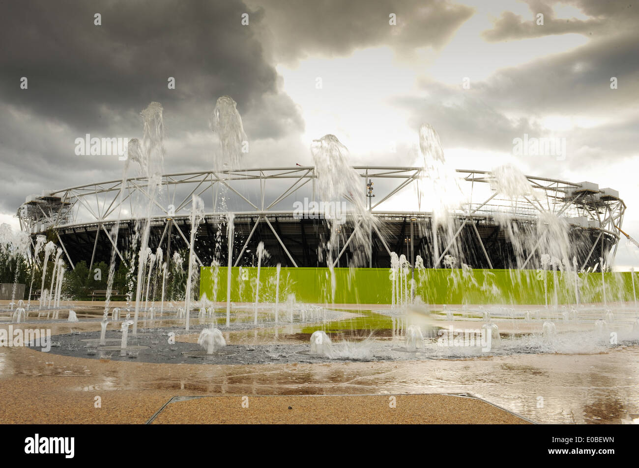 einen Überblick über das Olympiastadion in der Queen Elizabeth Olympic Park in Stratford, London Stockfoto
