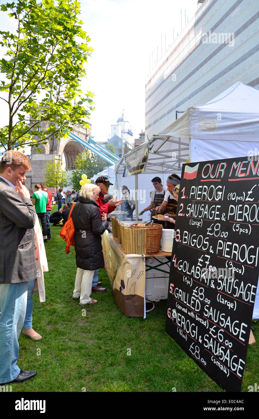 "Tage der Polen" London 2014 - polnischen Festival einschneidenden Ereignis polnische Kultur. Zum ersten Mal auf der Themse Rive in London, Großbritannien Stockfoto