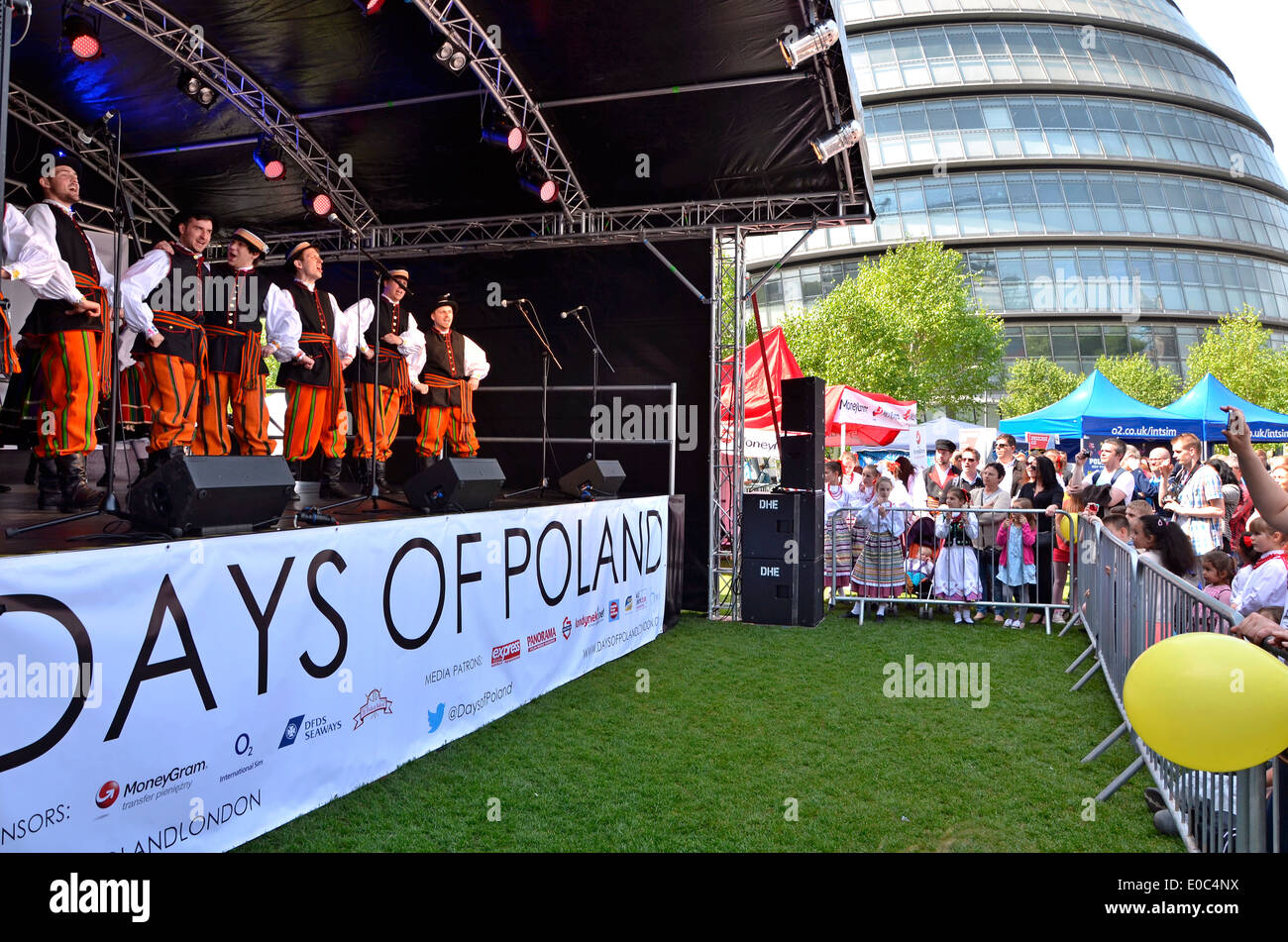 Polnischen Folk-Gruppe "Karolinka". " Tage der Polen "polnische Festival und einschneidenden Ereignis polnische Kultur. Zum ersten Mal auf der Themse Stockfoto