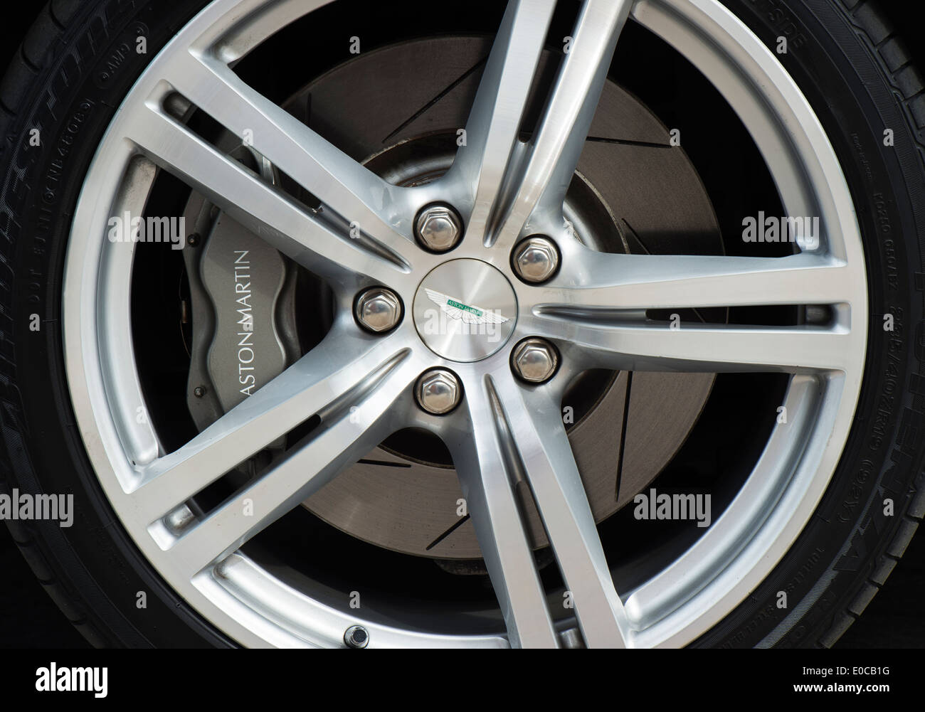 Aston Martin DB9 Rad und Bremssattel Stockfoto