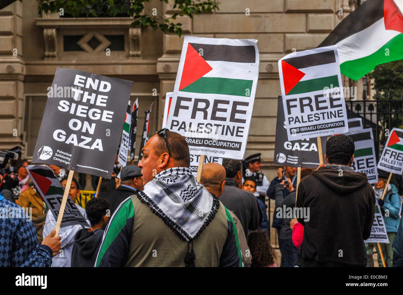 Free Gaza friedliche Demonstration, gegenüber der Downing Street, Whitehall, London UK Stockfoto