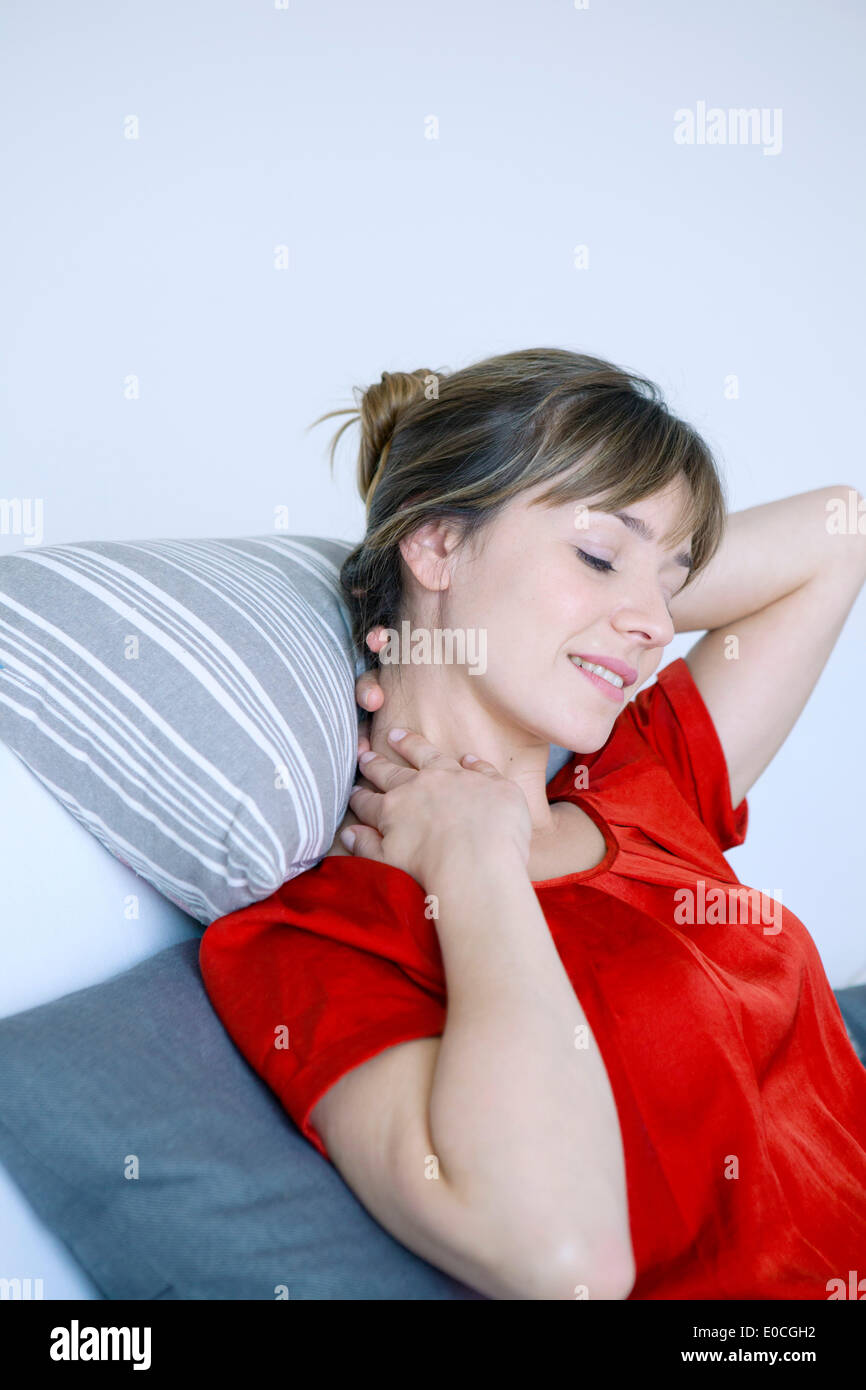 Zervikalgie in eine Frau Stockfoto