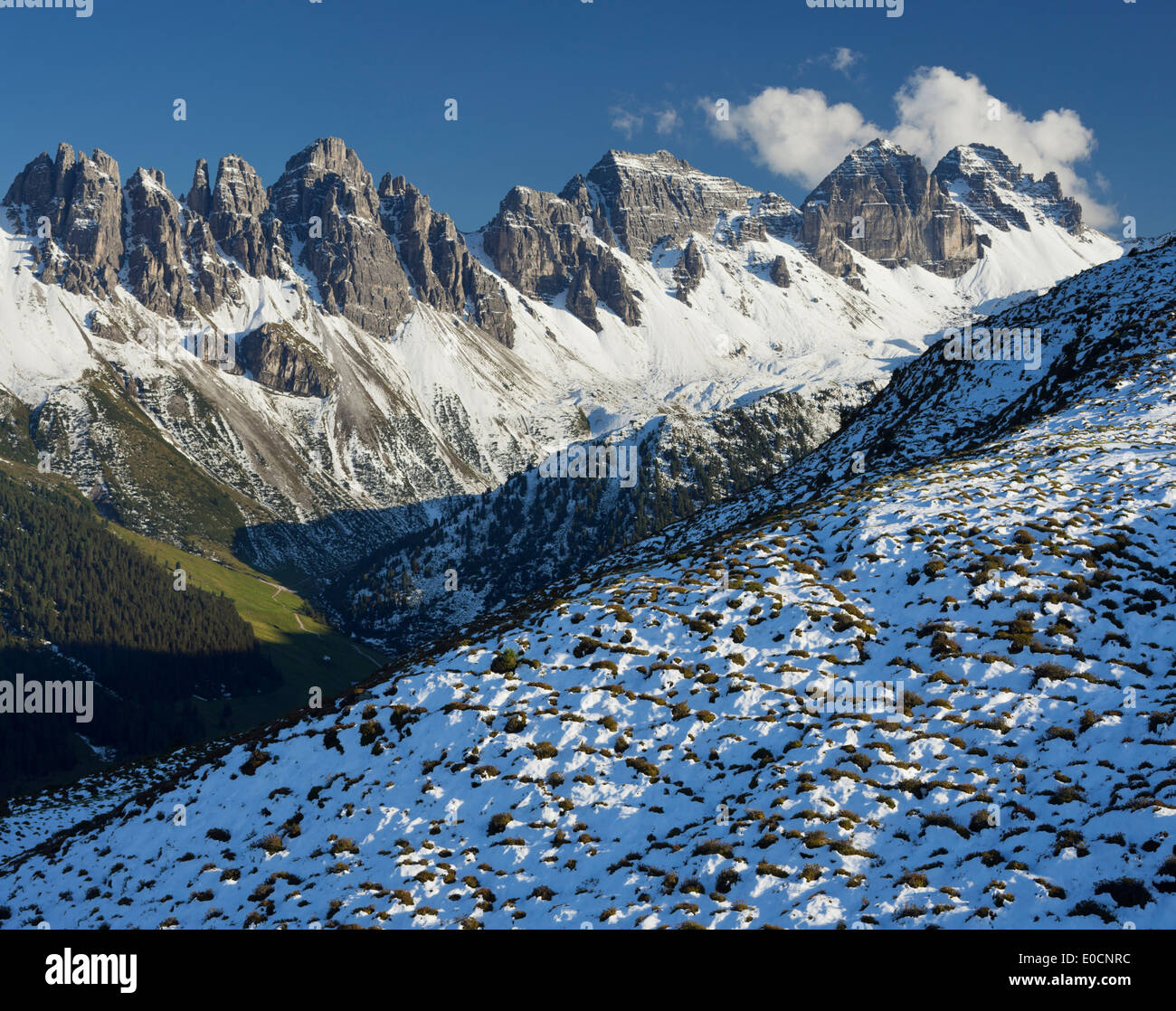 Kalkkoegel von Salfains, Neuschnee, Stubaier Alpen, Tirol, Österreich Stockfoto