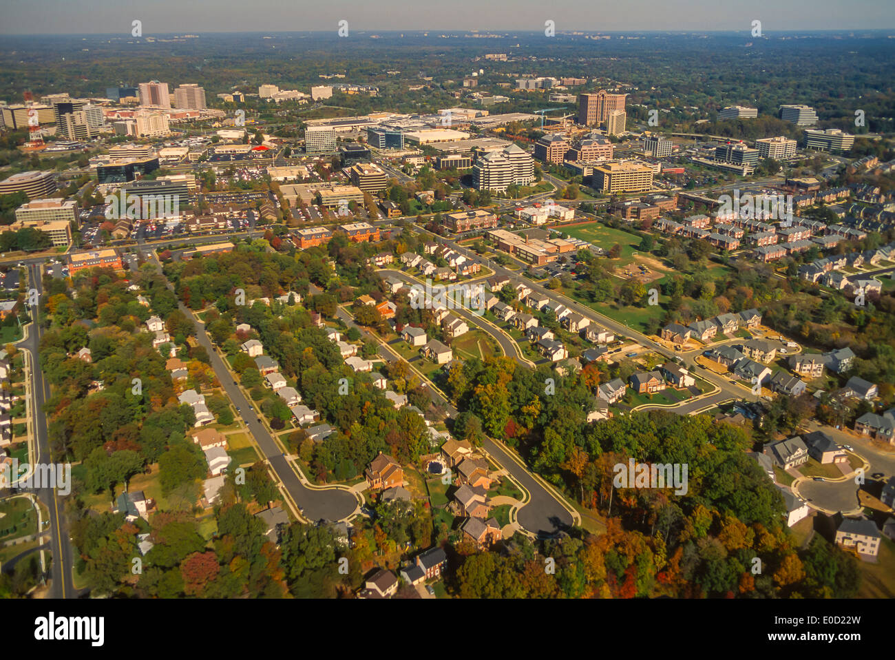 TYSONS Ecke, VIRGINIA, USA - Antenne "Edge City" Kombination von Handel und Wohnimmobilien, Fairfax County. Stockfoto