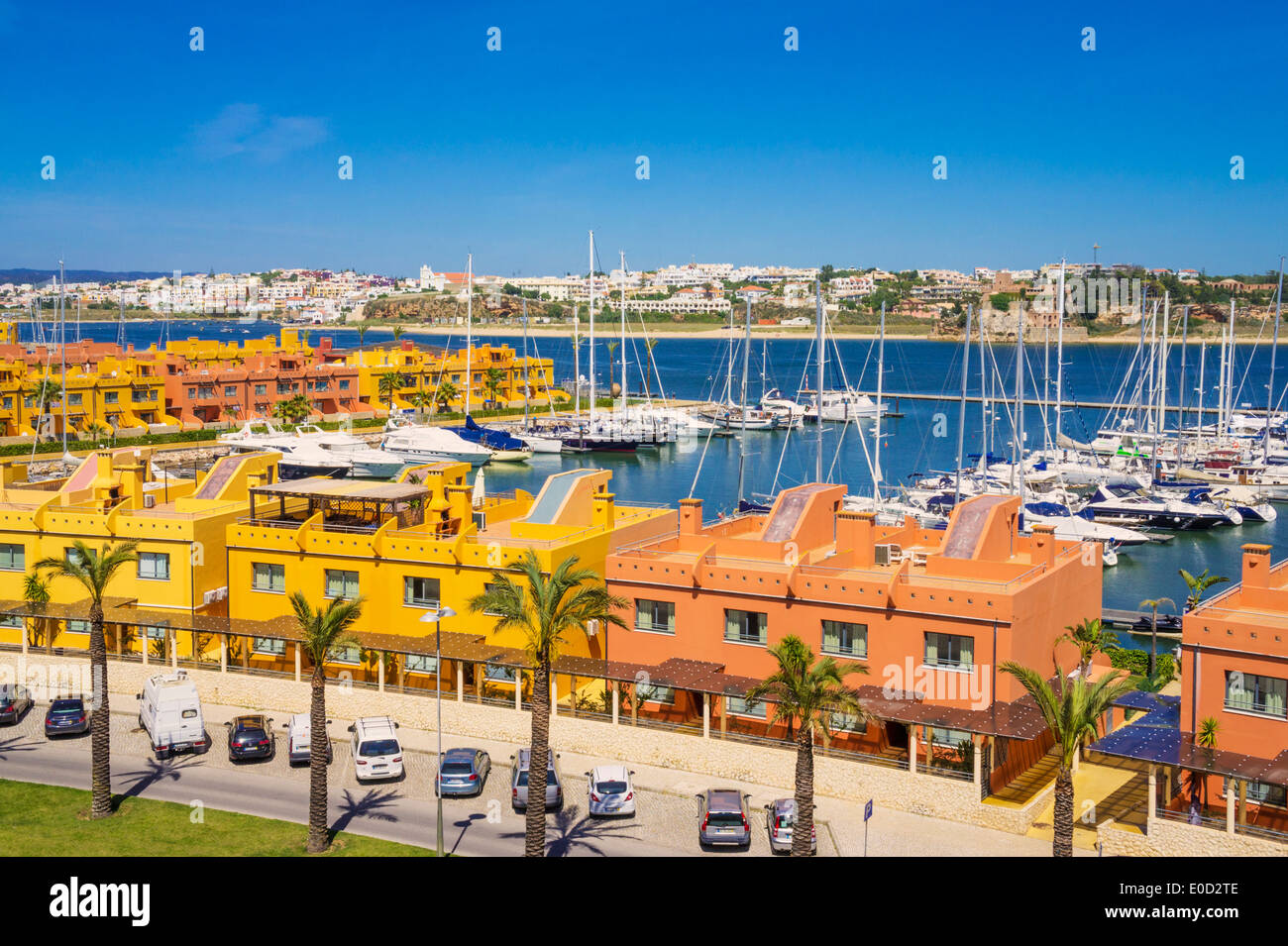 Portimao Marina Komplex mit Booten und Yachten Algarve Portugal EU Europa Stockfoto