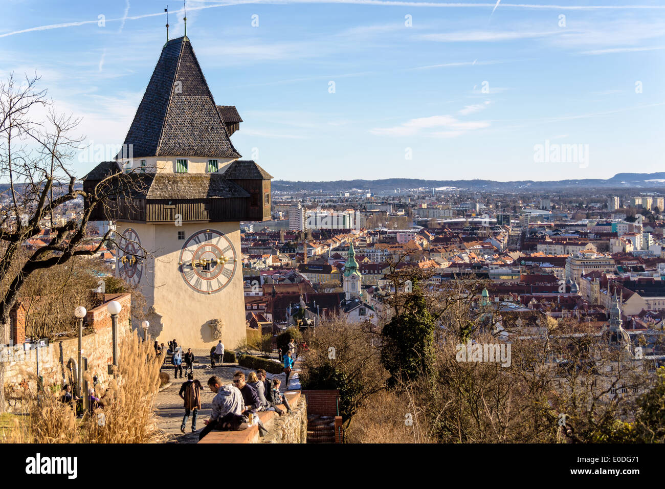 Der Uhrturm ist das Wahrzeichen der Stadt Graz. Hauptstadt der Steiermark in Österreich, Der Uhrturm ist Das Wahrzeichen der Stadt Graz. Stockfoto