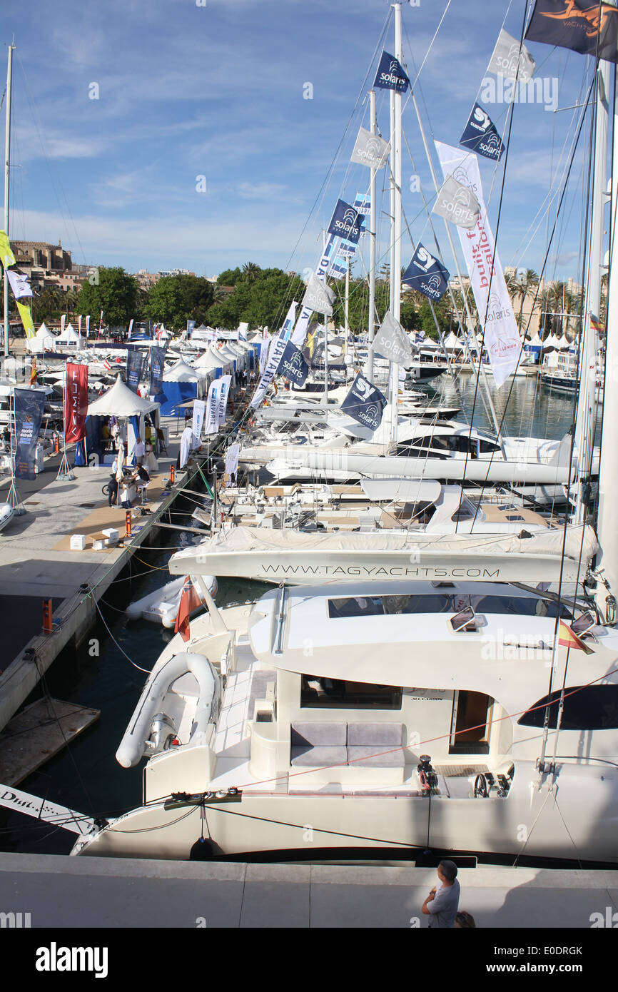 Kombiniert - Palma Boat Show 2014 / Palma Superyacht Show 2014 - Palma De Mallorca / Mallorca, Balearen, Spanien. 30. April Stockfoto