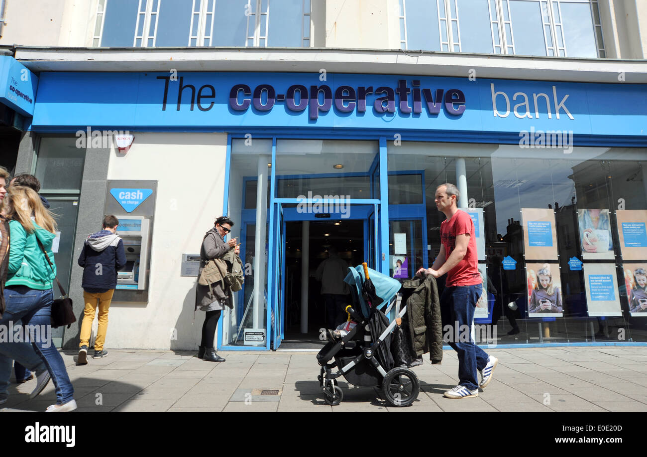 Die Genossenschaft oder Co-op Bank in Western Road Brighton Stockfoto