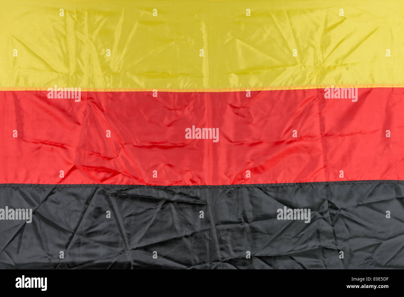Deutschland-Flagge auf Fky Hintergrund Stockfoto