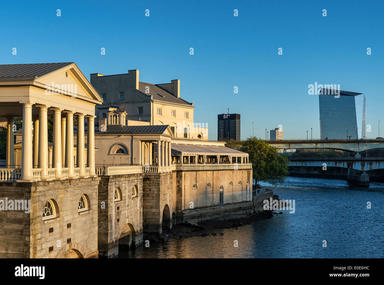 Fairmount Wasserwerk und Schuylkill River, Philadelphia, Pennsylvania, USA Stockfoto