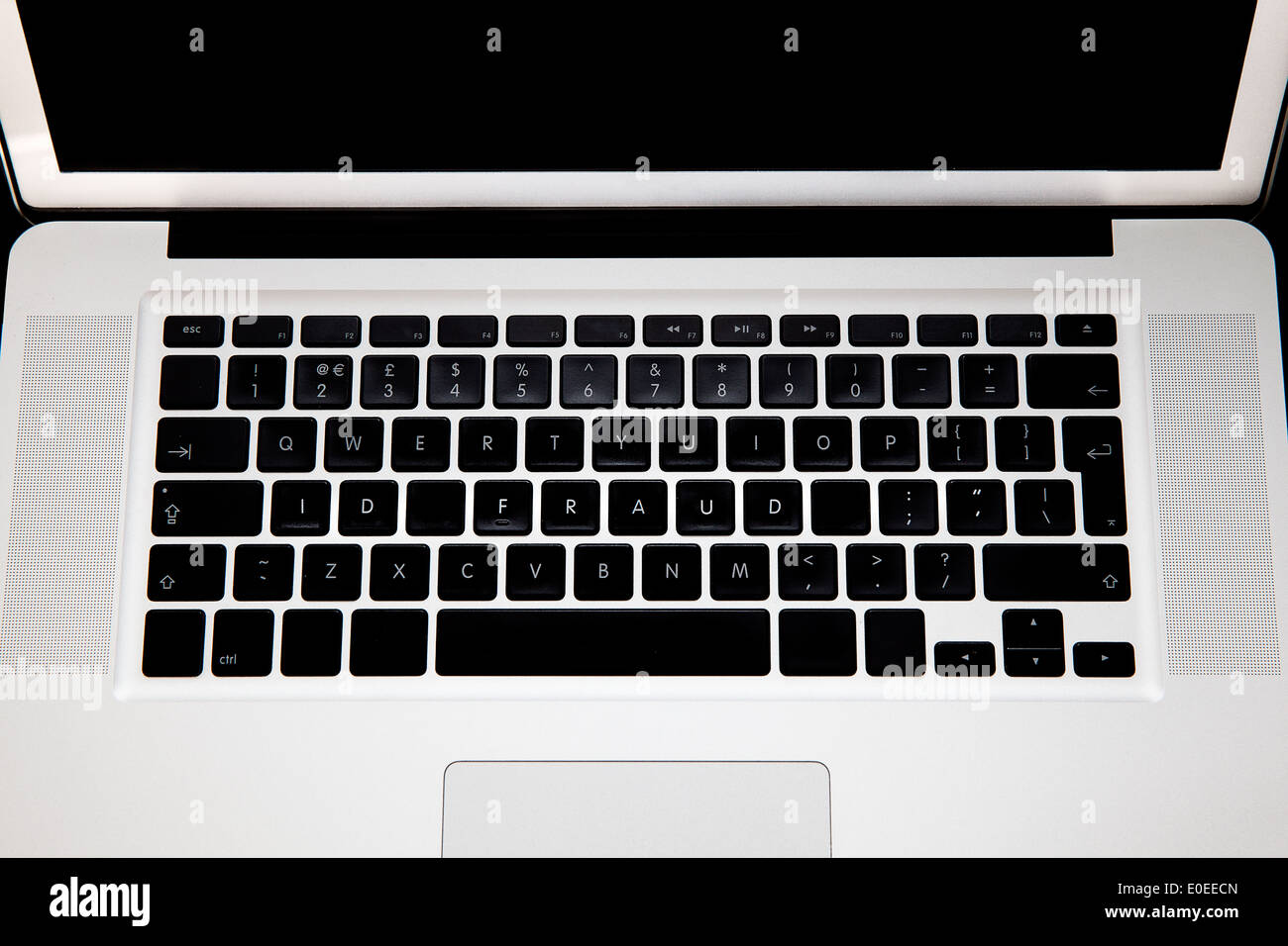 Computer-Tastatur mit Wort buchstabiert, I.D. Betrug Stockfoto