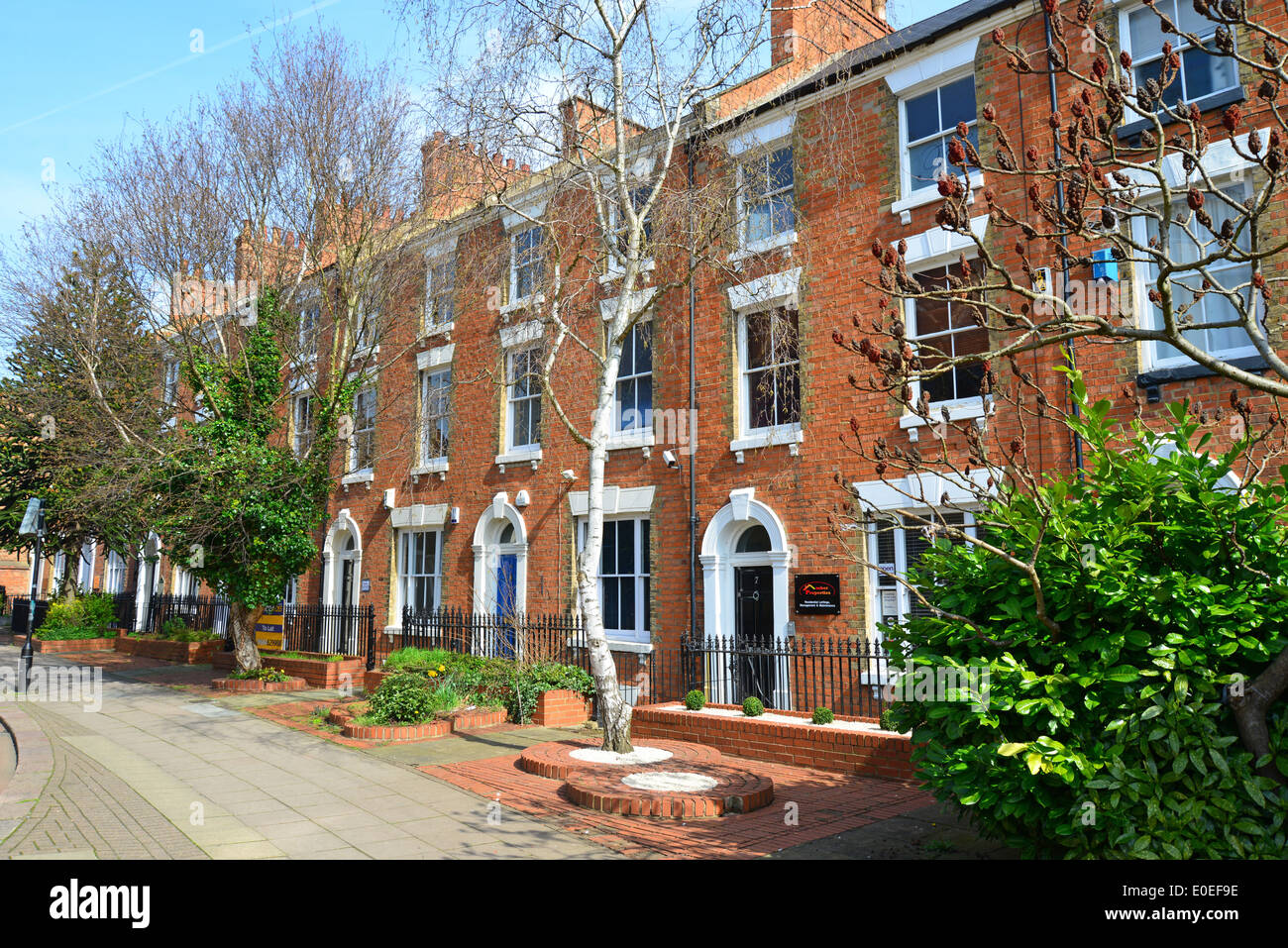 Häuserzeile, Saint Giles Terrasse, Northampton, Northamptonshire, England, Vereinigtes Königreich Stockfoto