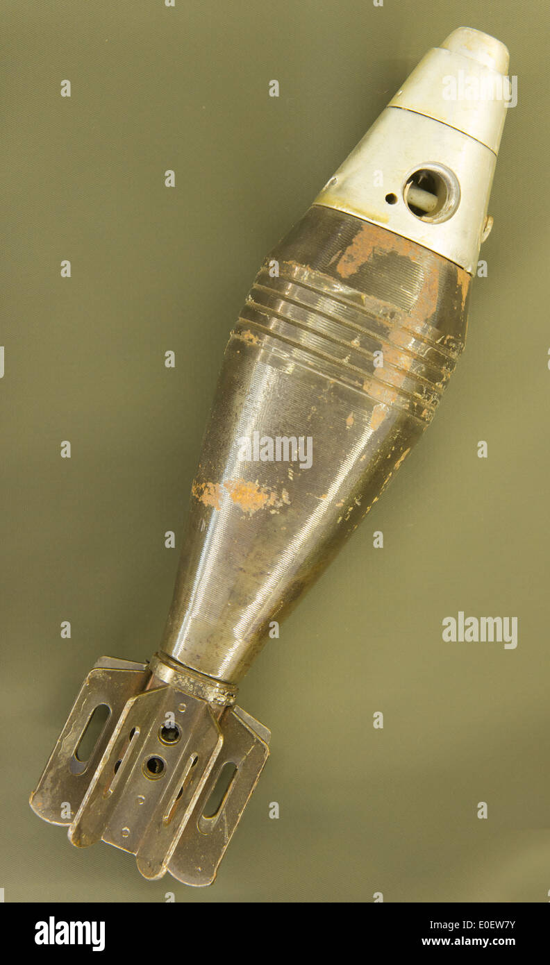 Mörtel-Bombe aus dem Vietnamkrieg, alt und rostig Stockfoto