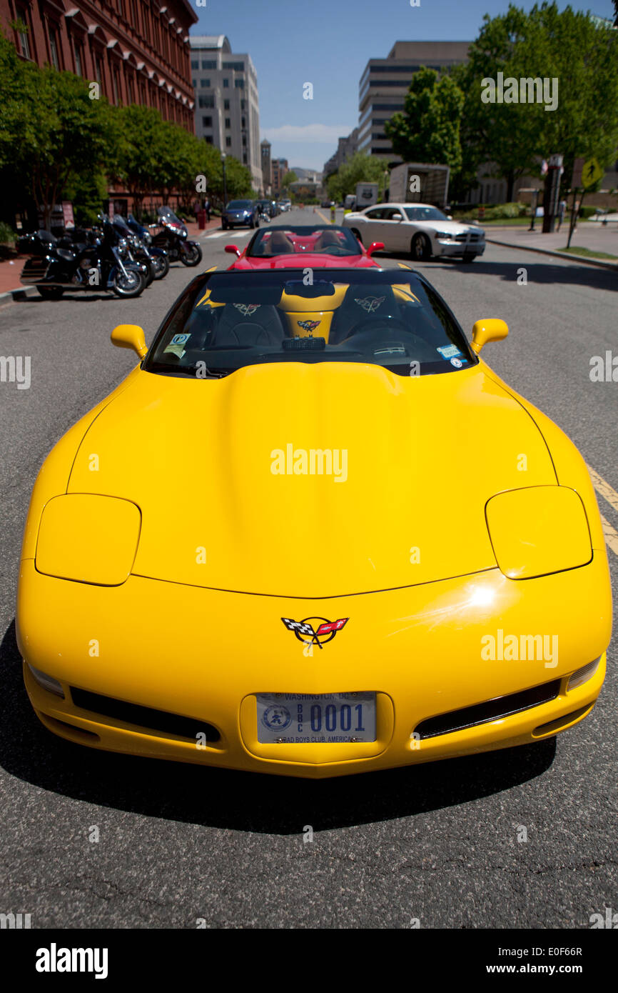 2003 gelb Chevy Corvette Cabrio Vorderansicht - USA Stockfoto