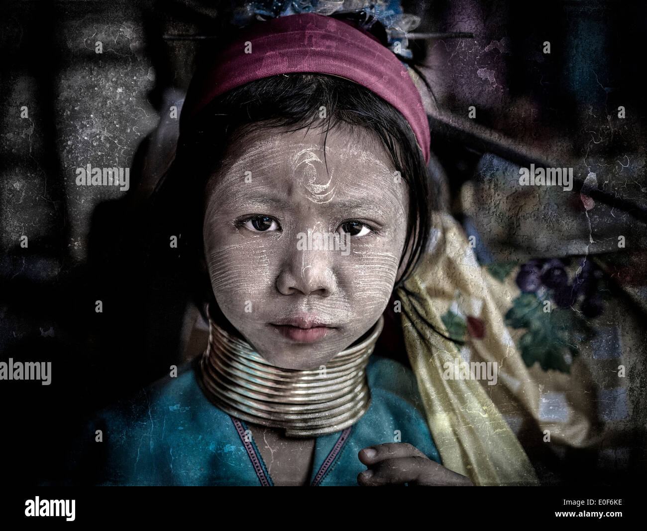 Mädchen mit langem Hals. Kayan Hilltribe Mädchen. Northern Hill Tribes. Thailand, Südostasien Stockfoto