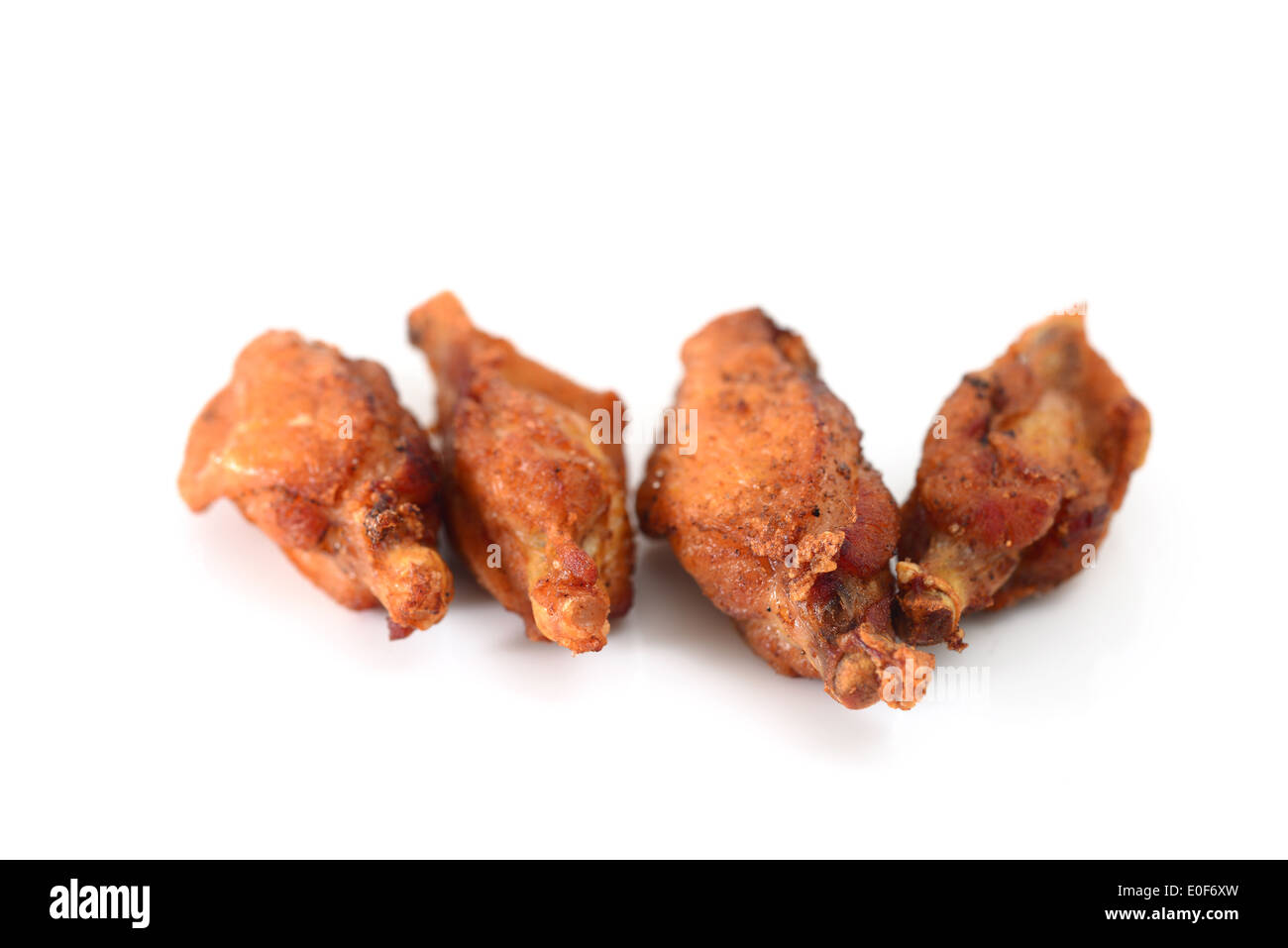 Gebratene Hähnchenflügel Stockfoto