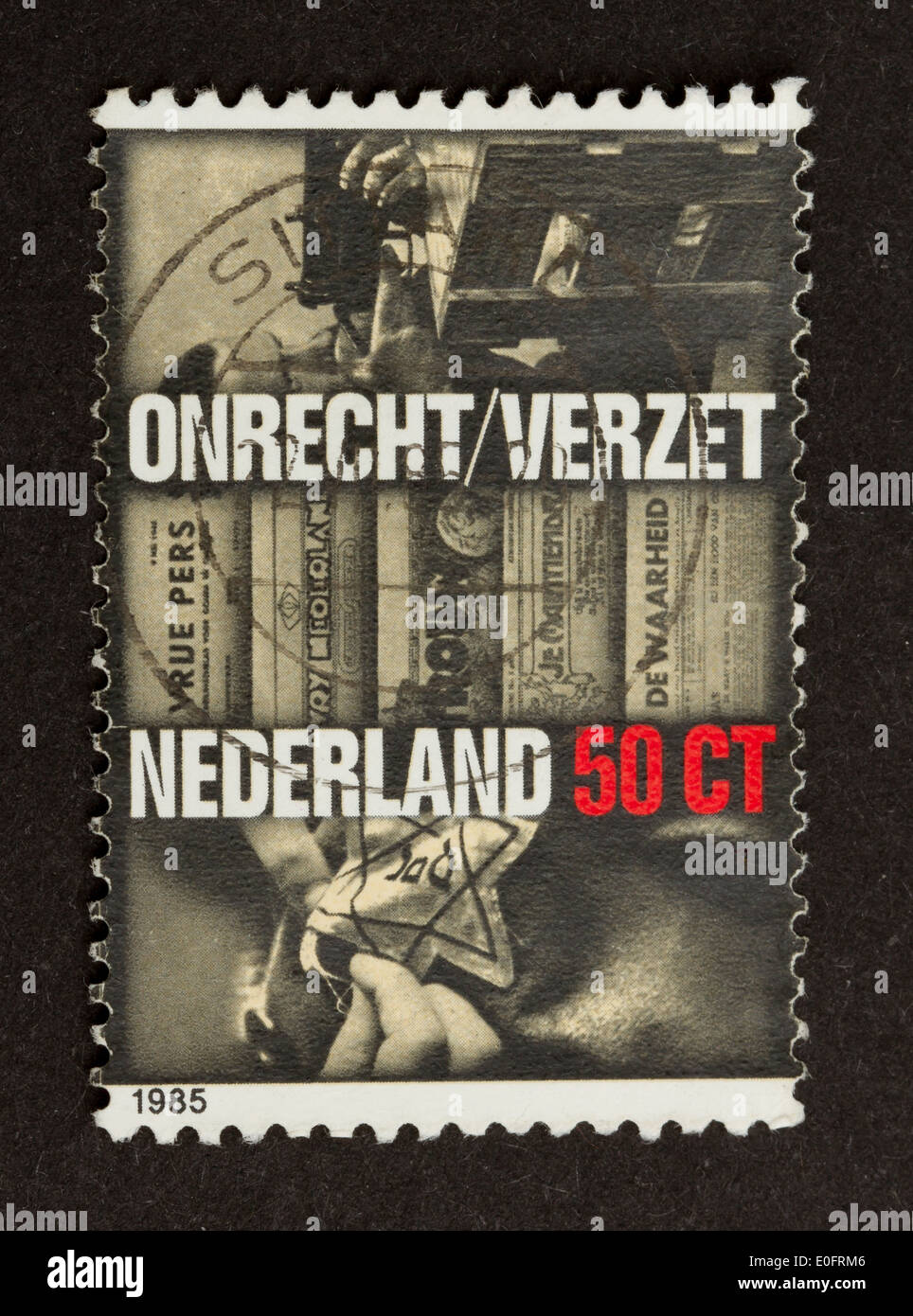 HOLLAND - CIRCA 1970: Briefmarke gedruckt in den Niederlanden zeigt Bilder des niederländischen Widerstandes während des zweiten Weltkriegs, circa 1980 Stockfoto