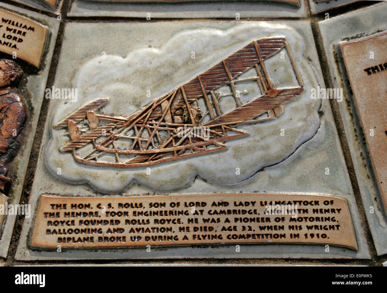 Charles Rolls Doppeldecker Geschichte in Runde Monmouth Monmouthshire Wales Großbritannien Stockfoto