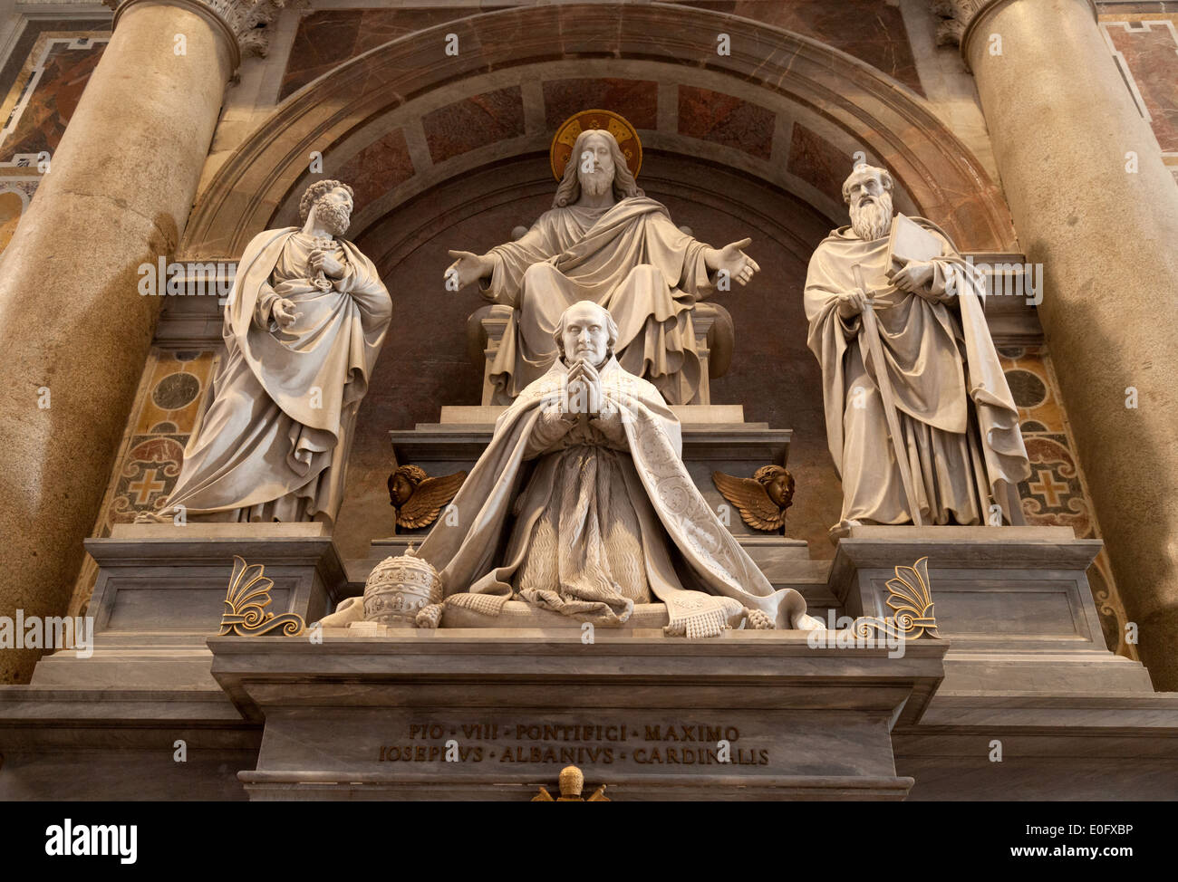 Denkmal für Papst fromme VIII, Str. Peters Basilica Kirche, Vatikan, Rom Italien Europa Stockfoto