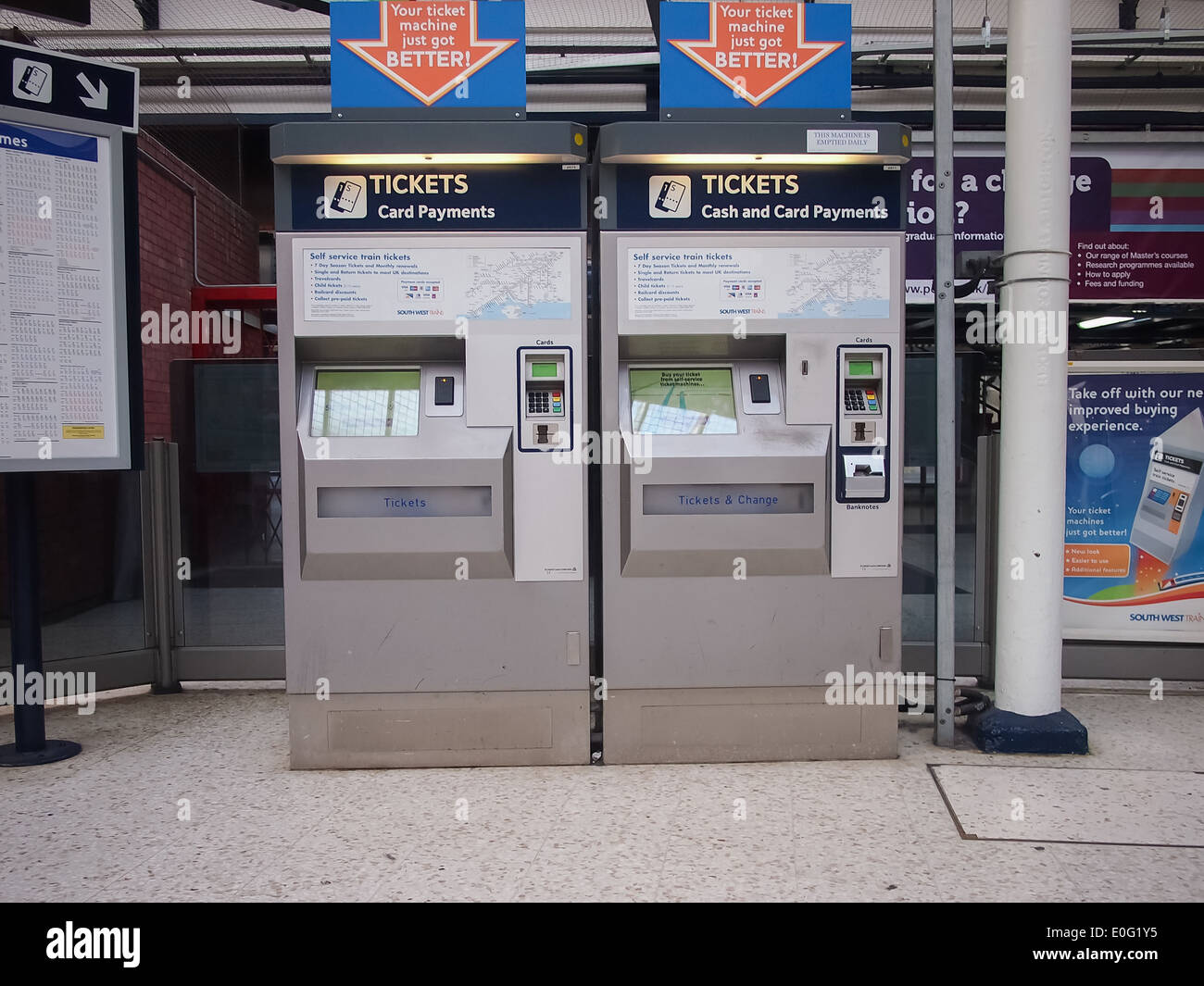 Südwesten Züge Fahrkartenautomaten an einer Station Stockfoto