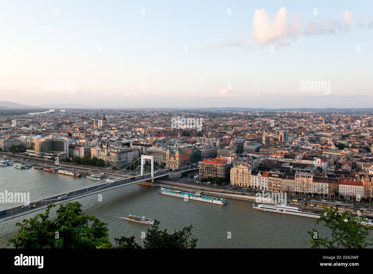 Europa, Ungarn, Budapest, Blick auf die Stadt und Wahrzeichen, Europa, Ungarn, Stadtansicht Und Wahrzeichen Stockfoto