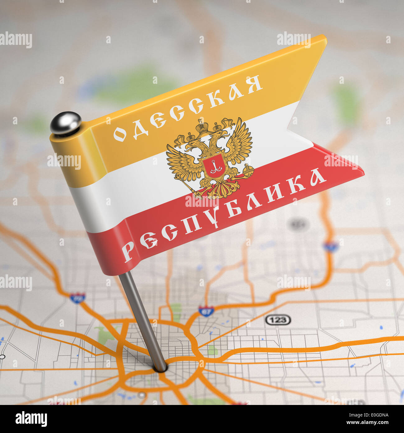 Odessa Volksrepublik kleine Flagge auf einem Kartenhintergrund. Stockfoto