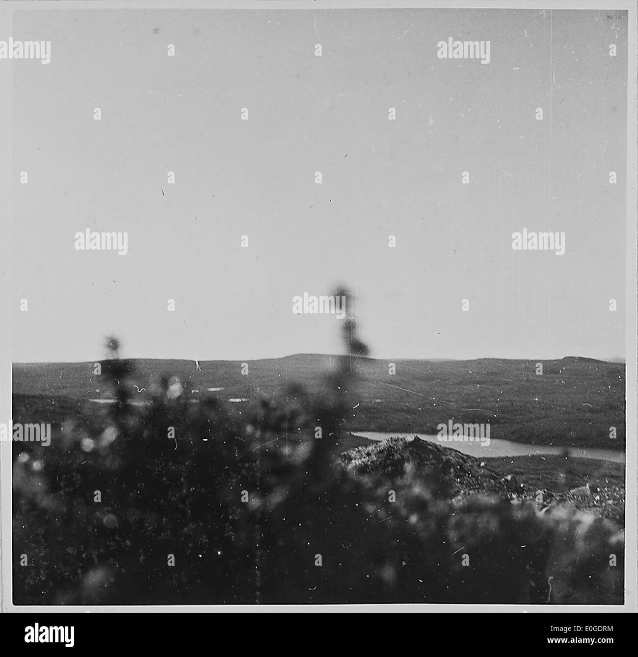 Das Bild zeigt eine Szene aus einem Militärarchiv, die wahrscheinlich die Geschichte eines bestimmten Ereignisses oder einer Operation dokumentiert. Diese militärische Aufzeichnung ist Teil einer umfassenderen historischen Militärdokumentation. Stockfoto