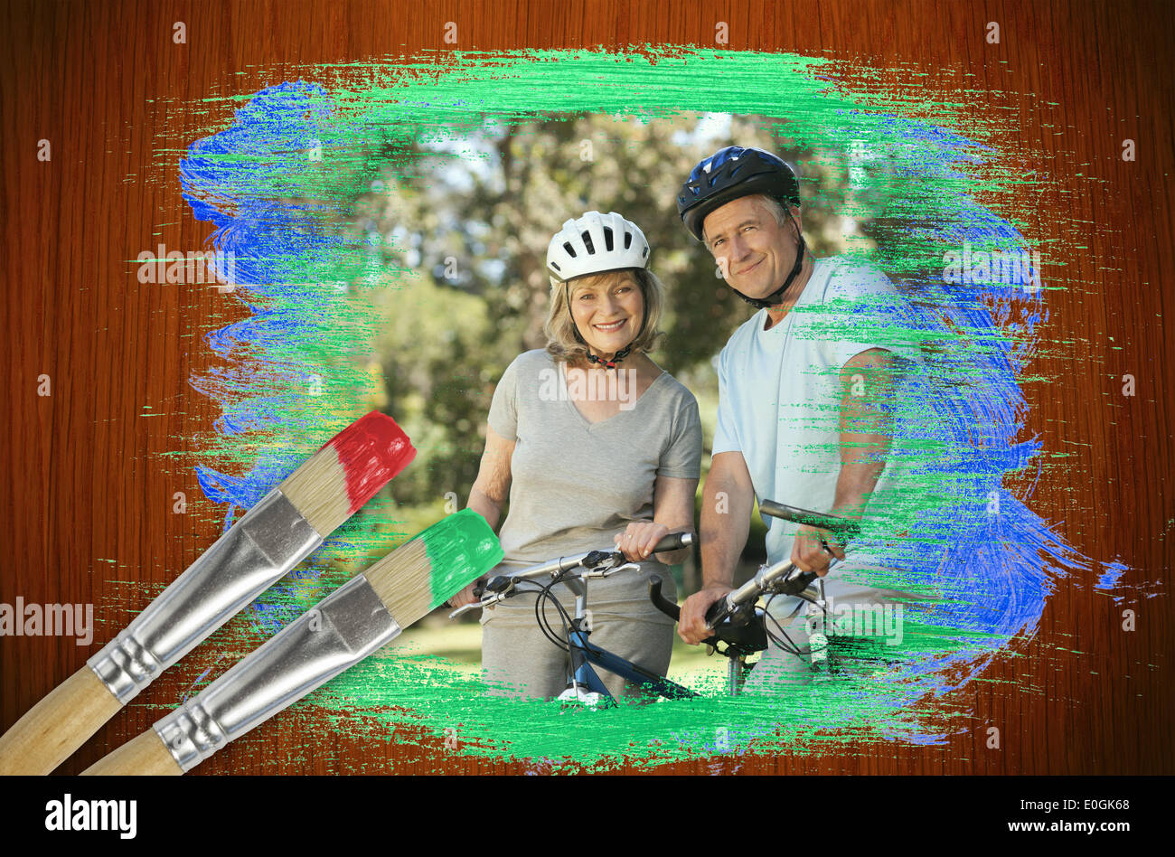 Montagebild von älteres Paar auf dem Fahrrad im park Stockfoto