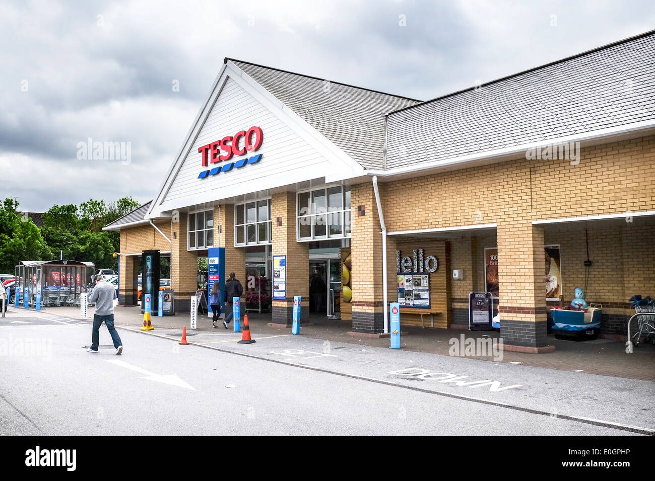 Tesco-Supermarkt in Basildon, Essex. Stockfoto