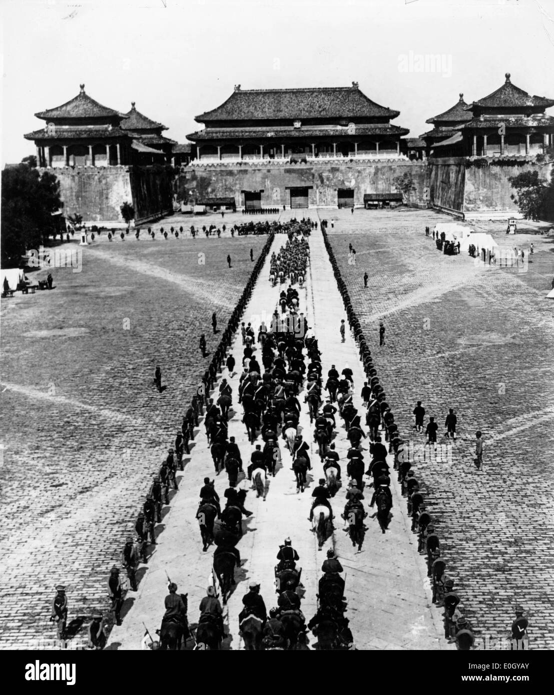 Deutsche Kavallerie in Peking nach dem Zusammenbruch des Boxeraufstandes Stockfoto