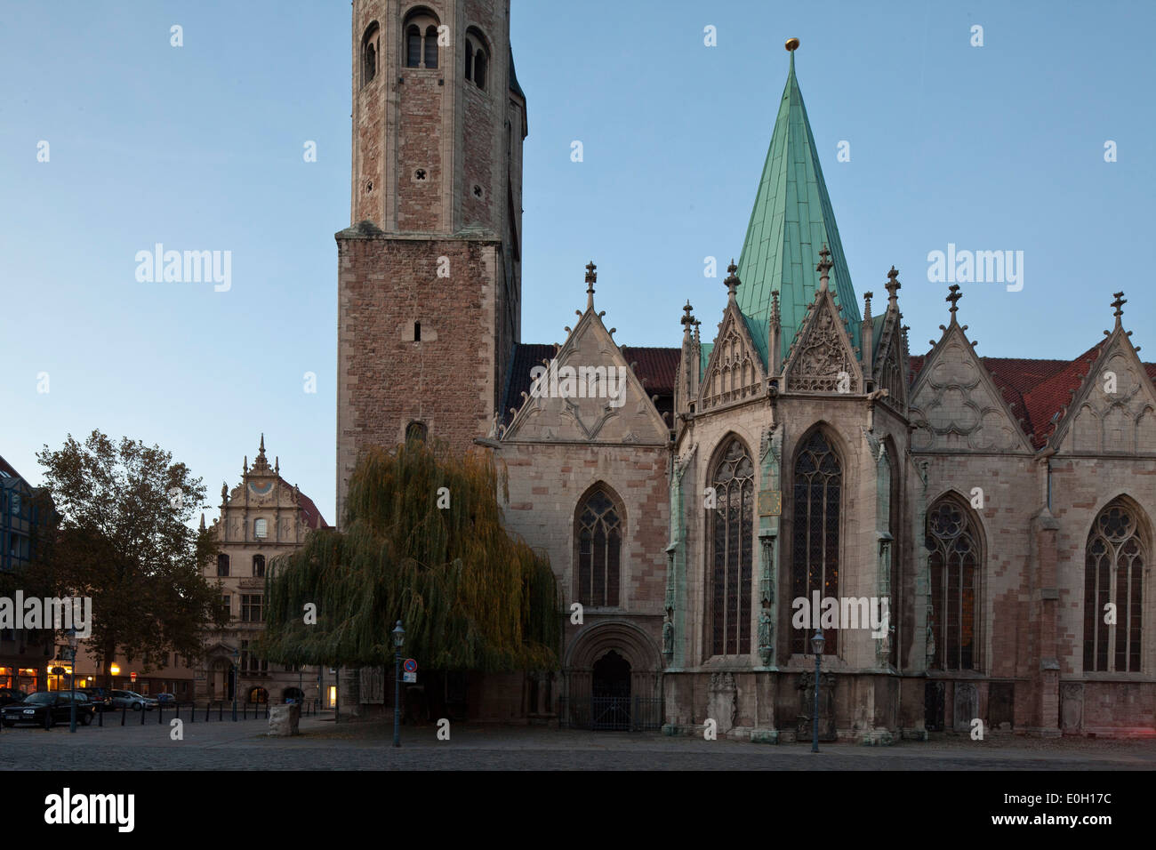 St. Martini-Kirche mit Kupferdach, mittelalterliche Kirche, Braunschweig, Niedersachsen, Deutschland Stockfoto