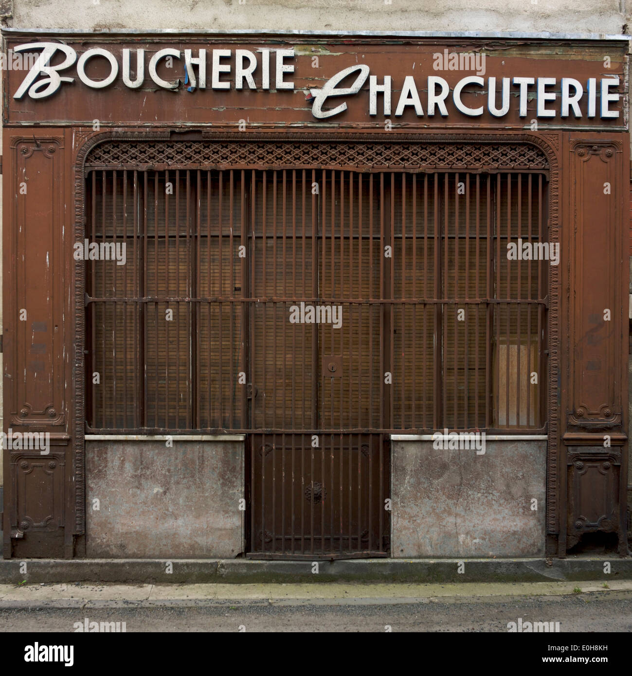 Alten altmodischen stillgelegten Französisch Butchers shop Stockfoto