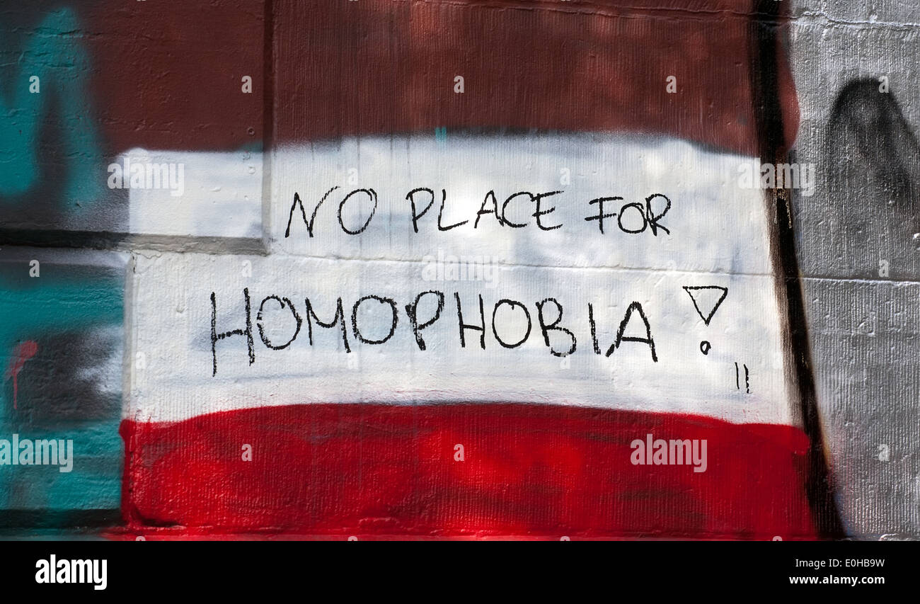 Kein Platz für Homophobie Graffiti Inschrift auf der Wand Stockfoto