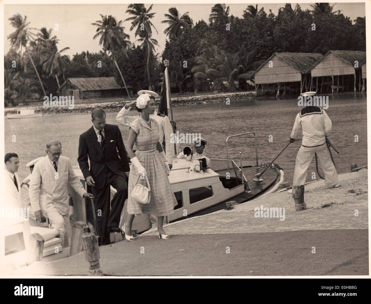 HM Königin Elizabeth und Prinz Philip kommen an den Kokosinseln, April 1954 Stockfoto