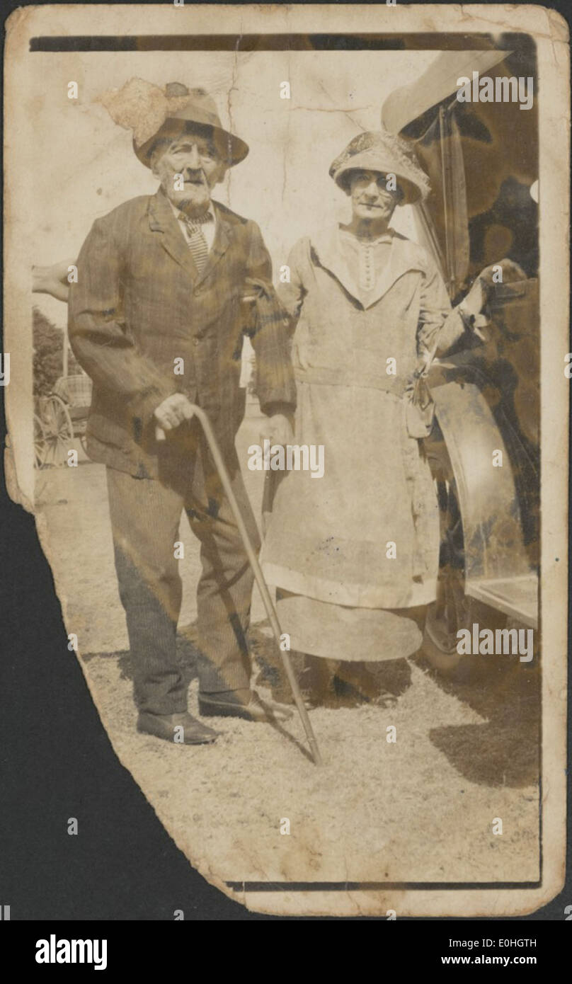 Bert Hinklers Mutter, Frances Atkins Hinkler, und Großvater, 1928?. Stockfoto