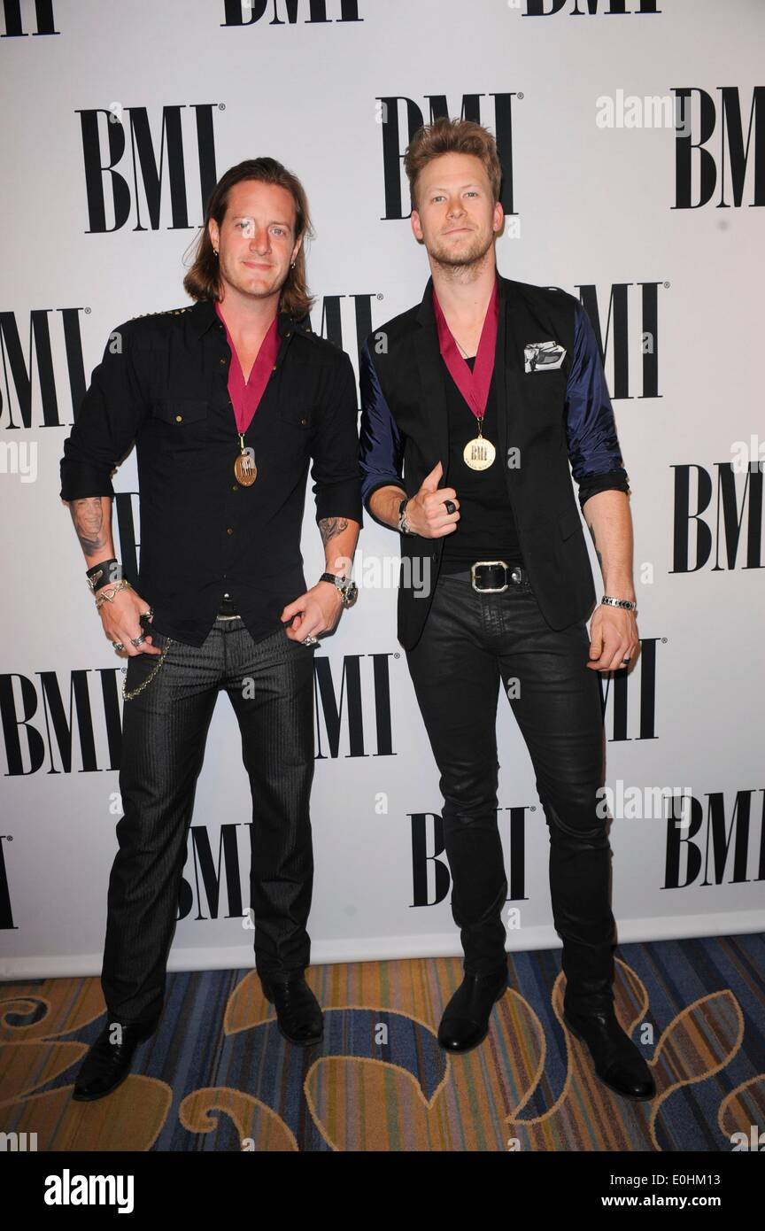 Beverly Hills, CA. 13. Mai 2014. Florida-Georgia-Line bei der Ankunft für die 62. jährlichen BMI Pop Awards - Ankünfte, The Beverly Wilshire Hotel, Beverly Hills, CA 13. Mai 2014. Bildnachweis: Elizabeth Goodenough/Everett Collection/Alamy Live-Nachrichten Stockfoto